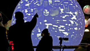 Huddersfield Festival of Light: photo Porl Medlock